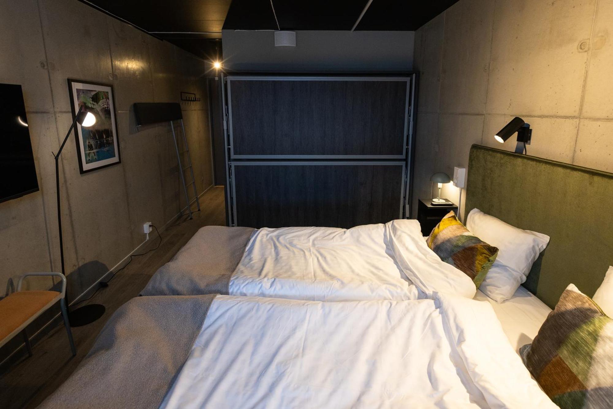 Playhotel 米约尔比 外观 照片